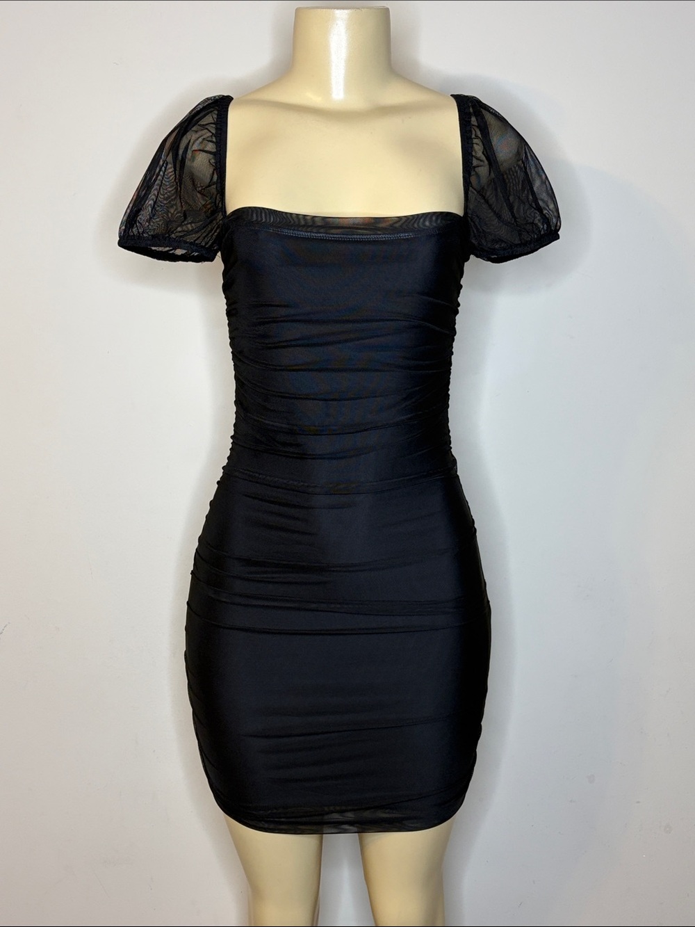 Princess Polly Women’s Black Square-Neck Puff Sleeve Bodycon Dress Size 4